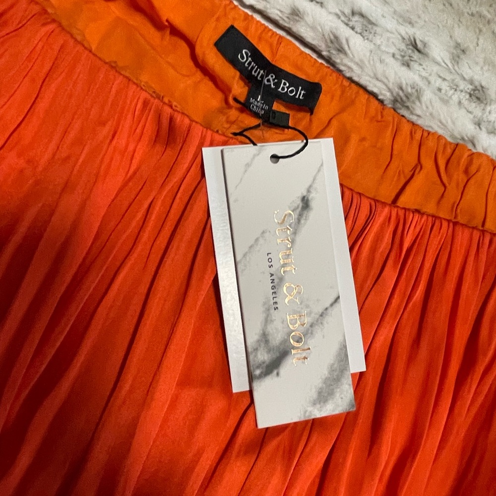 NWT Strapless Flow Dress - Picture 6 of 8